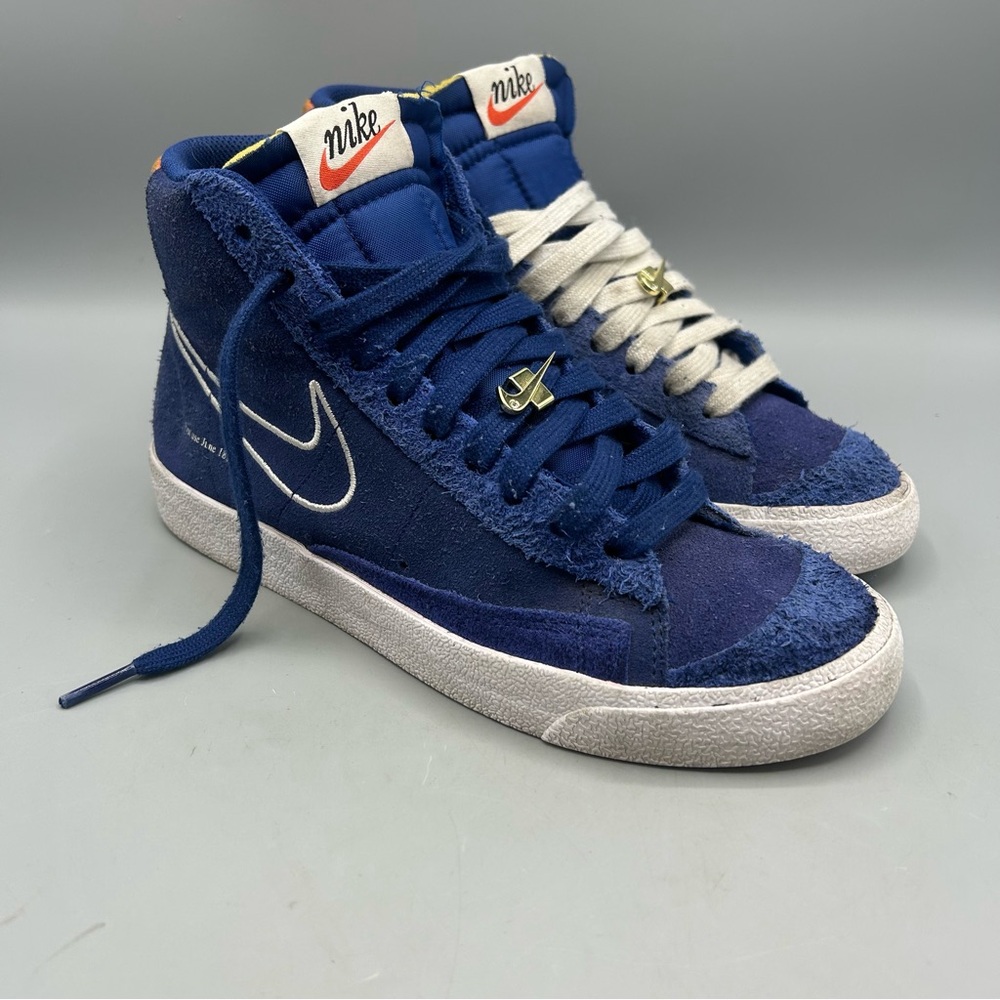 Nike Blue High-Top Sneakers